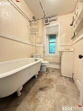 193 Mount Auburn St, Unit #3 in Cambridge, MA - Foto de edificio - Building Photo