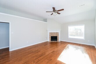 1875 Carlyn Cove in Memphis, TN - Building Photo - Building Photo