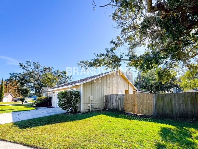 14280 Falconhead Dr in Jacksonville, FL - Building Photo - Building Photo