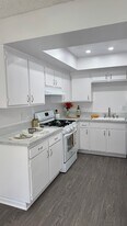 La Corona Apartments in Downey, CA - Building Photo