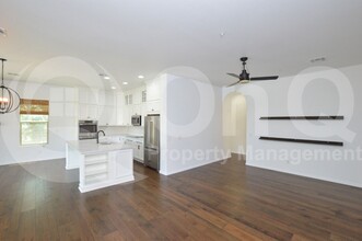 7055 W Linda Ln in Chandler, AZ - Building Photo - Building Photo