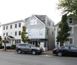 50 Friend St in Amesbury, MA - Building Photo - Building Photo