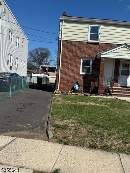 1106 Walnut St in Linden, NJ - Building Photo