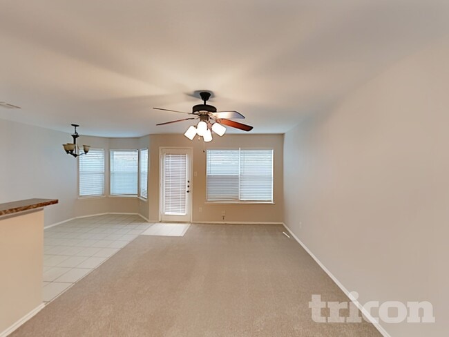 1300 Pine Ln in Fort Worth, TX - Building Photo - Building Photo