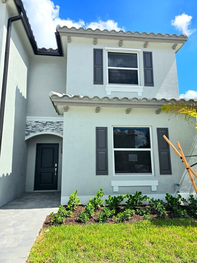 property at 1188 SE 2nd St