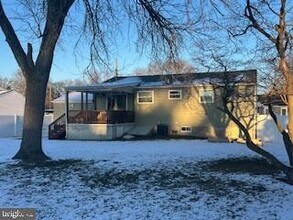 707 Olivia Dr in Monroe, NJ - Building Photo - Building Photo