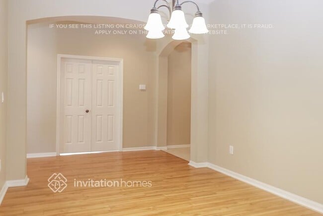 1521 Emerald Hill Way in Valrico, FL - Building Photo - Building Photo