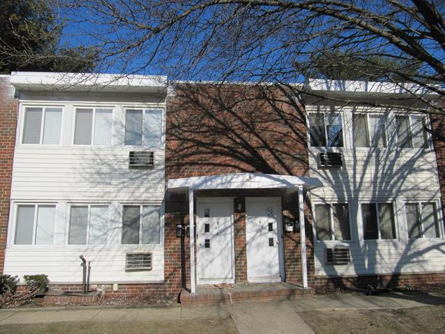 Cedar Gardens in Brick, NJ - Building Photo