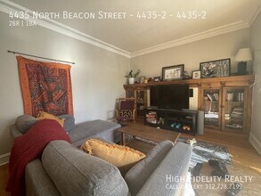 4435 N Beacon St in Chicago, IL - Building Photo - Building Photo