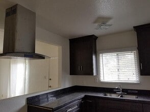 16101 Firmona Ave in Lawndale, CA - Building Photo - Building Photo
