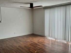 502 Oak St in Brockton, MA - Building Photo - Building Photo