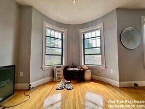 69 Highland St in Boston, MA - Building Photo - Building Photo