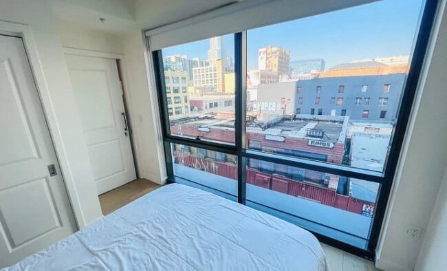 400 S Broadway, Unit 502 in Los Angeles, CA - Building Photo - Building Photo