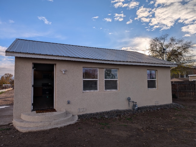 property at 164 Willow Rd NW