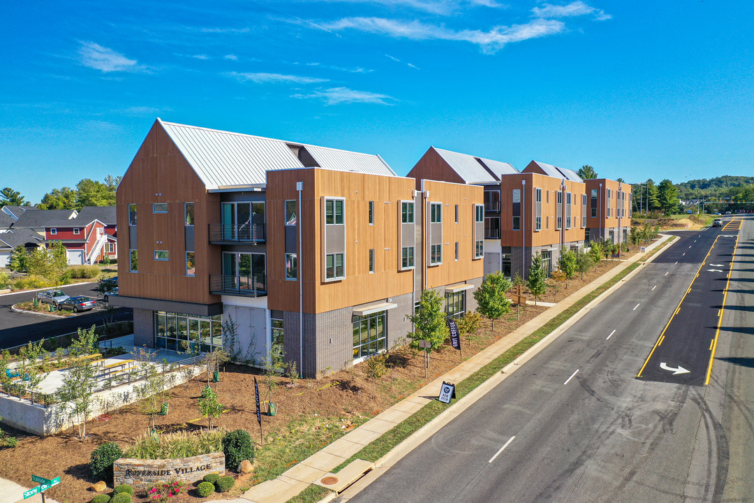 Riverside Village Apartments in Charlottesville, VA - Building Photo