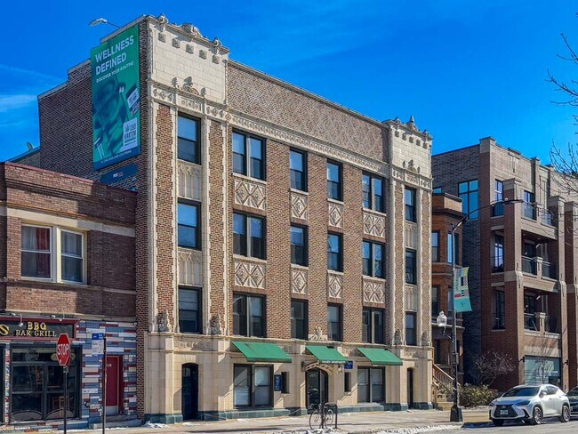 property at 4854 N Damen Ave