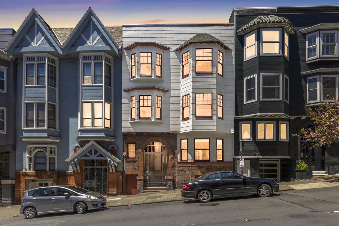 949-953 Leavenworth St in San Francisco, CA - Building Photo