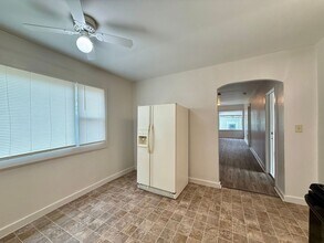 107 Adams Ave in La Grande, OR - Building Photo - Building Photo