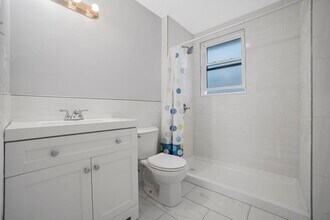 127 Russell St, Unit 127 in Quincy, MA - Building Photo - Building Photo