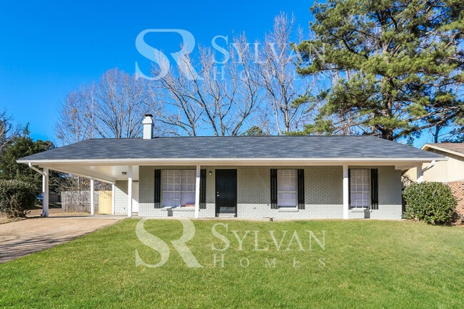 4954 Hanging Oak Dr in Jackson, MS - Building Photo - Building Photo