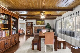 1197 Oriole Rd, Unit 9 in Wrightwood, CA - Building Photo