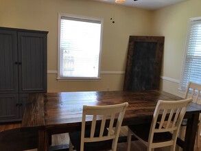 2327 W Palmer Dr in Charleston, SC - Building Photo - Building Photo