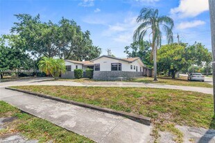 3801 N 66th Ave in Hollywood, FL - Building Photo