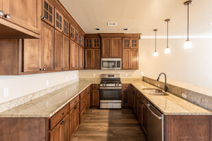 The Del Norte Duplexes in Yukon, OK - Building Photo