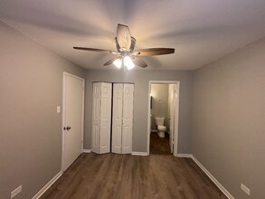 3040 Chicago Rd in South Chicago Heights, IL - Building Photo - Building Photo