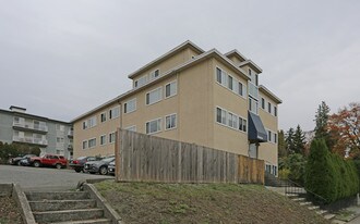 217 Royal Av in New Westminster, BC - Building Photo