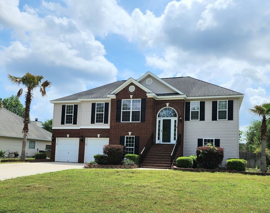 873 Young Way in Richmond Hill, GA - Building Photo