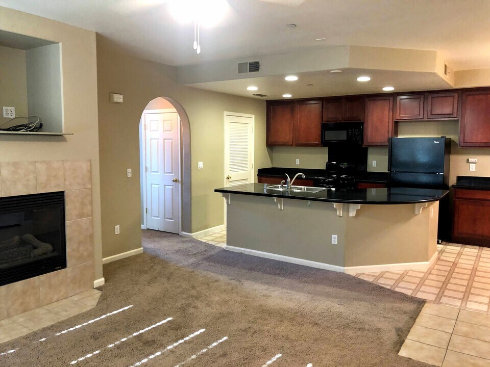 12400 Fair Oaks Blvd, Unit 231 in Fair Oaks, CA - Building Photo