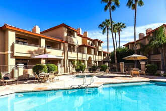 10410 N Cave Creek Rd, Unit 2084 in Phoenix, AZ - Building Photo - Building Photo