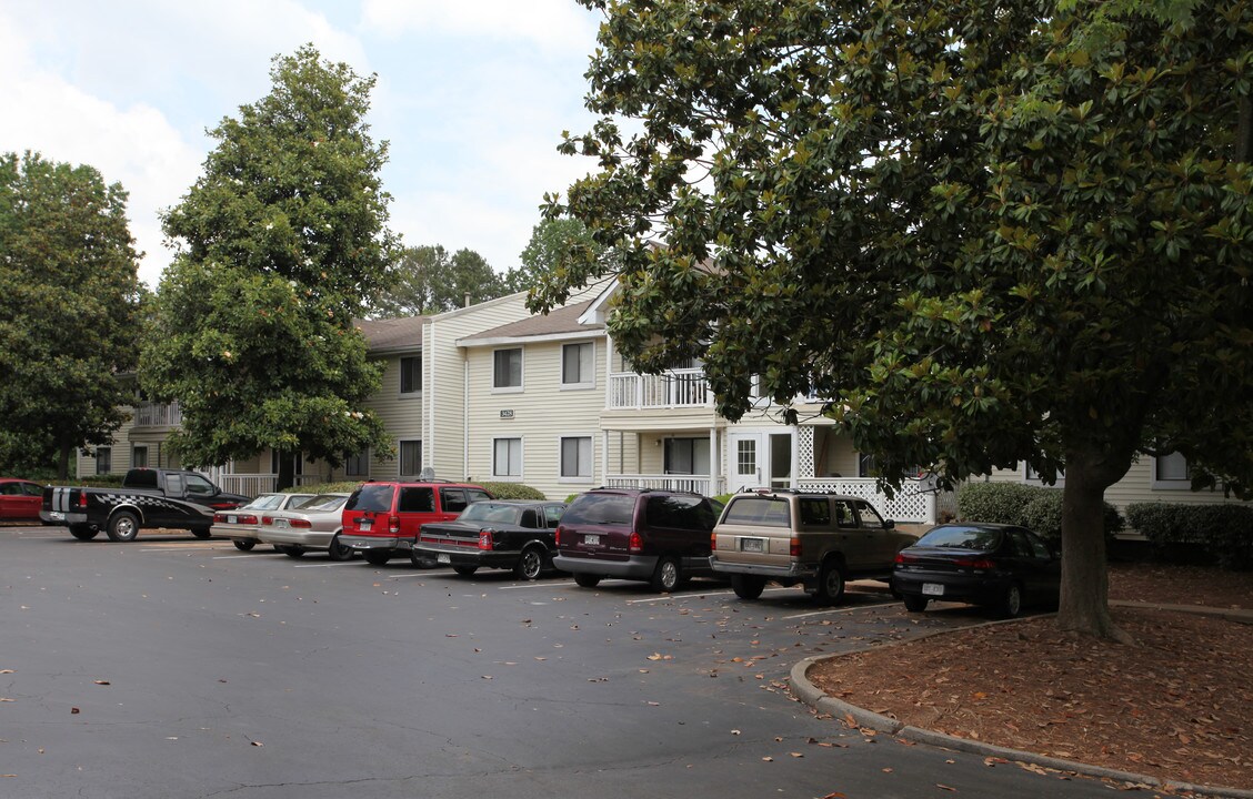 The Madison Apartments and Townhomes in Lawrenceville, GA - Foto de edificio