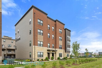 44798 Tiverton Sq in Ashburn, VA - Building Photo - Building Photo