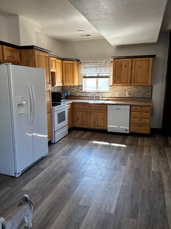 4532 GreystockCr