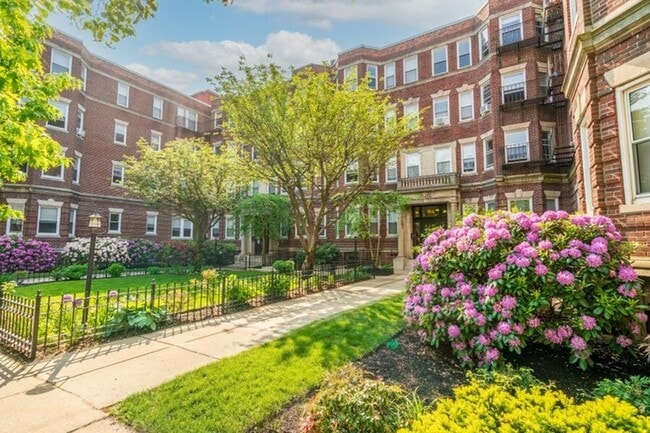 property at 98 Queensberry St