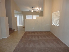 17 Painted View St in Henderson, NV - Building Photo - Building Photo
