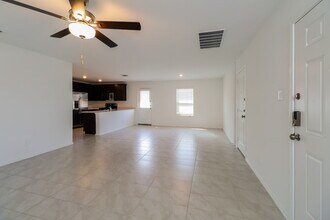 3315 Beckwith Wy in Crandall, TX - Foto de edificio - Building Photo