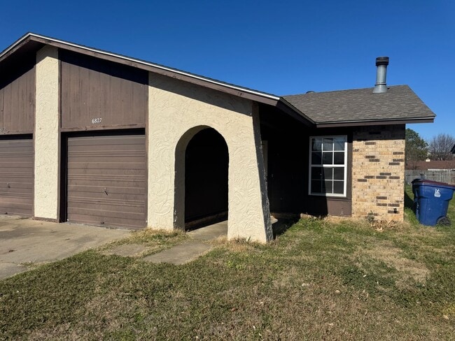 property at 6825-6827 Jackson St