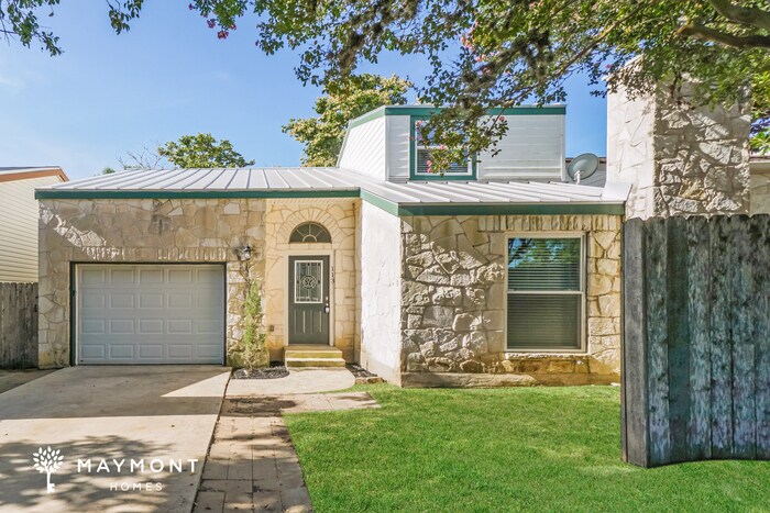 113 Bentwood Dr in Boerne, TX - Building Photo