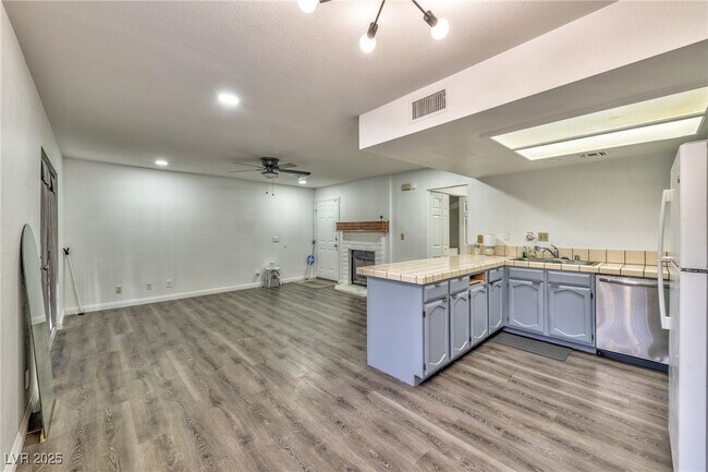 property at 4150 Sanderling Cir