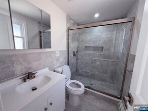 31 Chestnut St in Kearny, NJ - Building Photo - Building Photo