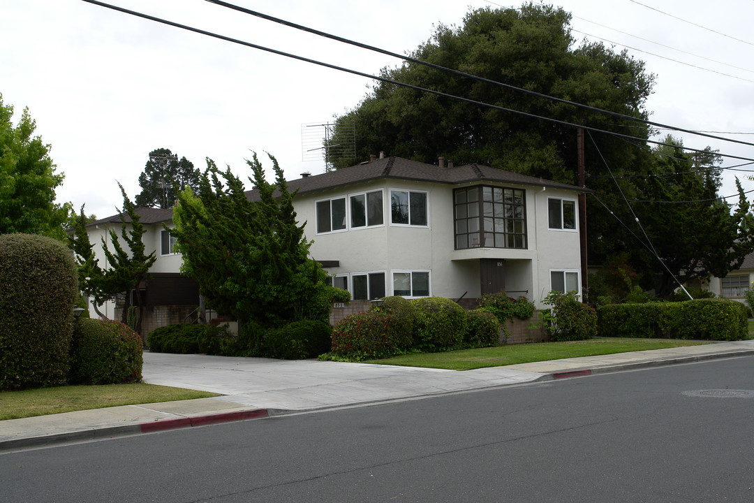 849 Roble Ave in Menlo Park, CA - Building Photo