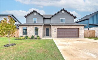 1850 Momi St in Centerton, AR - Building Photo