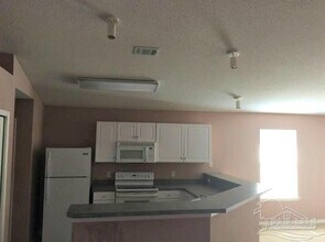 338 Mizzen Ln in Pensacola, FL - Building Photo - Building Photo