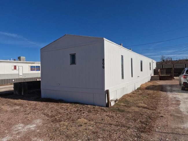 property at 806 Dawn Ln