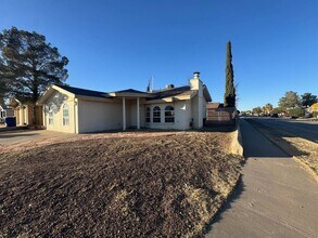 1795 Victor Lopez Dr in El Paso, TX - Building Photo - Building Photo