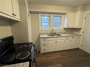 767 Roscoe Ave in Akron, OH - Building Photo - Building Photo