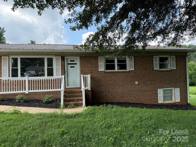 133 Jo Monni Loop in Statesville, NC - Building Photo - Building Photo